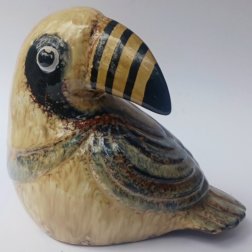 7" Ceramic Toucan Bird Figurine Painted in Blue Beige Striped Bill Speckled Vtg